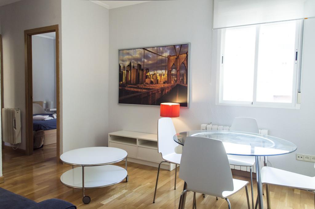 For You Rentals Reina Sofia Apartment Temporal Df21 Мадрид Экстерьер фото